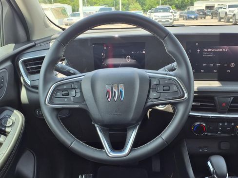 Used 2025 Buick Encore GX Preferred FWD image 14