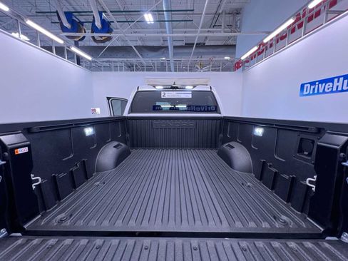 Used 2025 Toyota Tundra Platinum AWD/4WD image 41