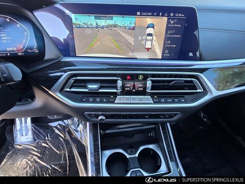 Used 2021 BMW X7 M50i image 18