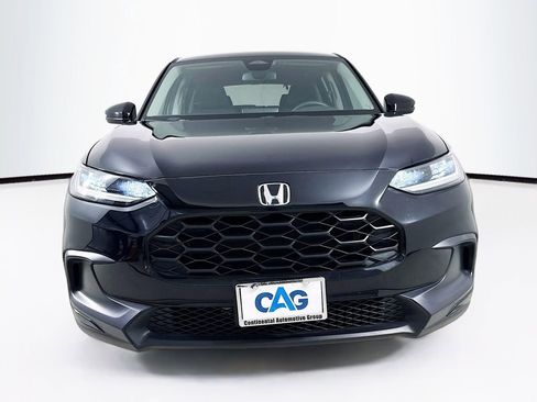 Used 2024 Honda HR-V LX image 2