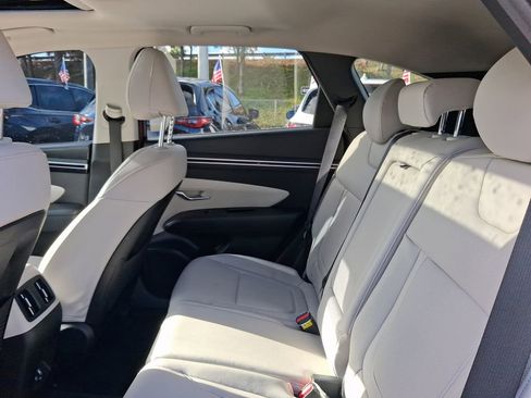 Used 2023 Hyundai Tucson SEL w/ Convenience Package image 8