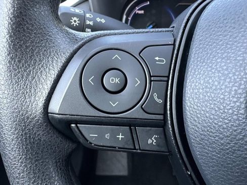 Certified 2025 Toyota RAV4 LE image 25