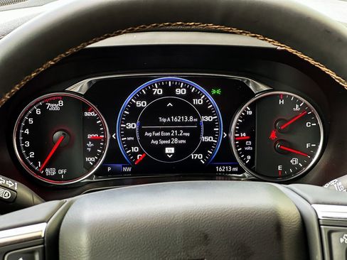 Used 2024 Chevrolet Blazer Premier w/ Enhanced Convenience Package image 21