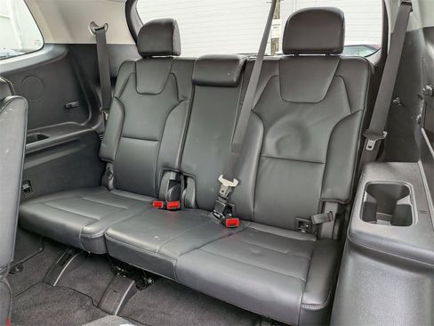 Used 2023 Kia Telluride S image 25