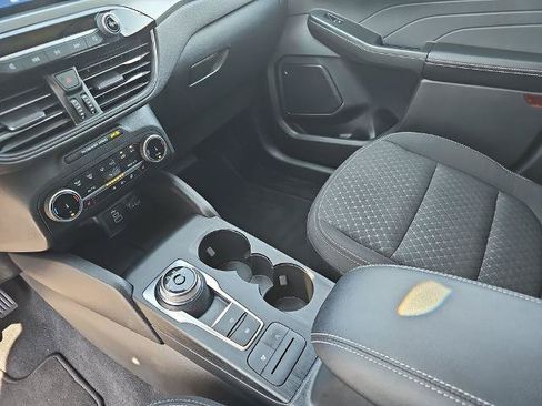 Certified 2024 Ford Escape Active w/ Cold Weather Package FWD image 23