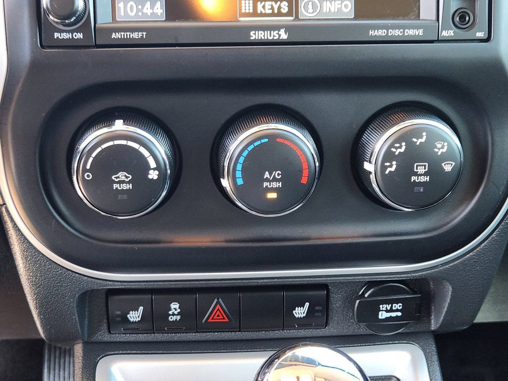 Used 2017 Jeep Compass High Altitude FWD image 8