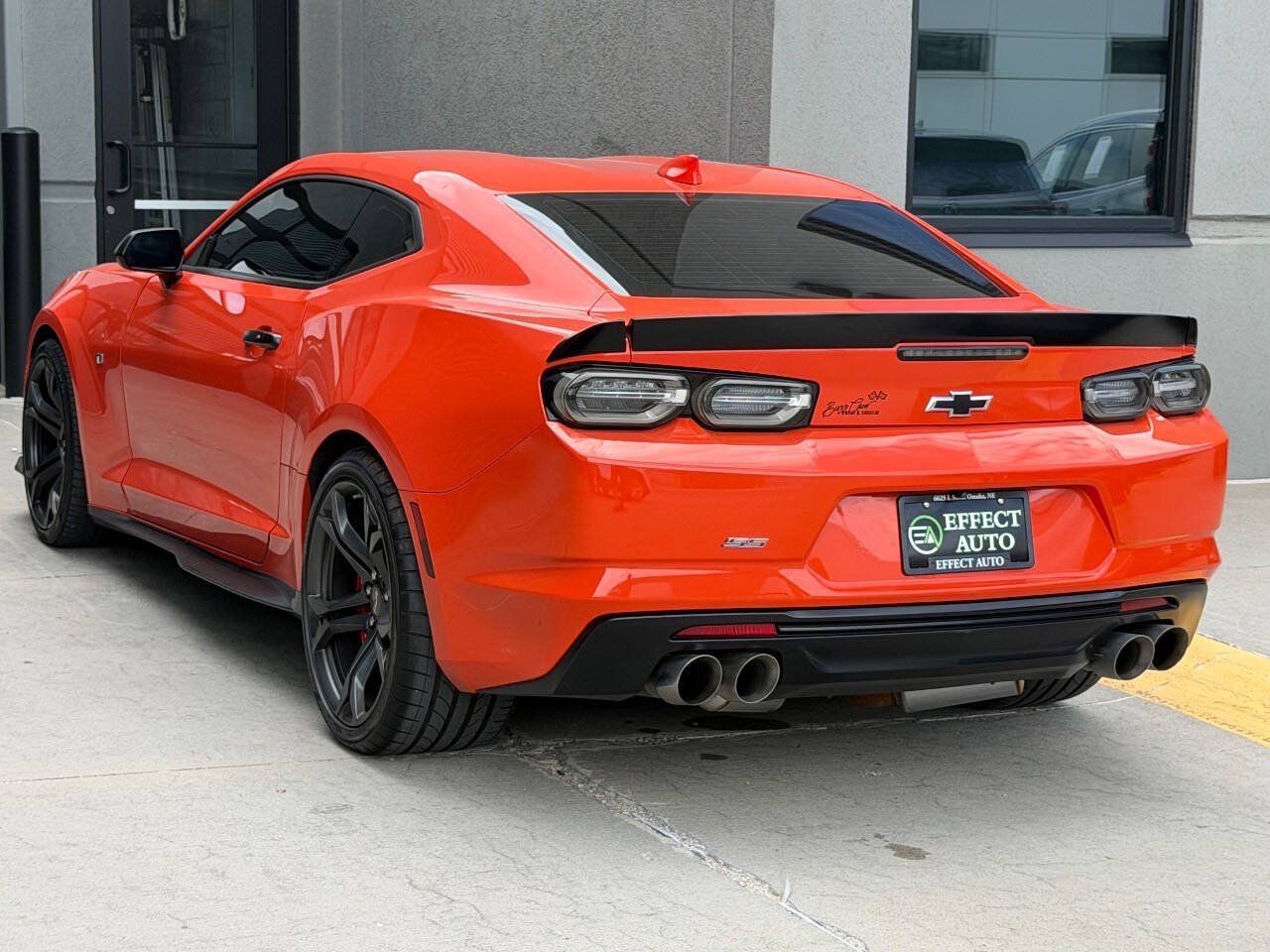 Used 2021 Chevrolet Camaro SS RWD image 8