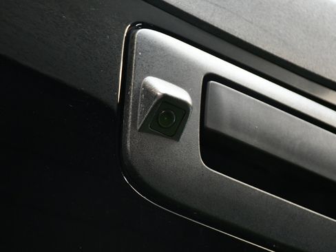 Used 2014 Chevrolet Silverado 2500 LTZ w/ LTZ Plus Package image 14