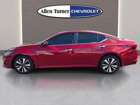 Used 2022 Nissan Altima 2.5 SV w/ SV Premium Package FWD image 41