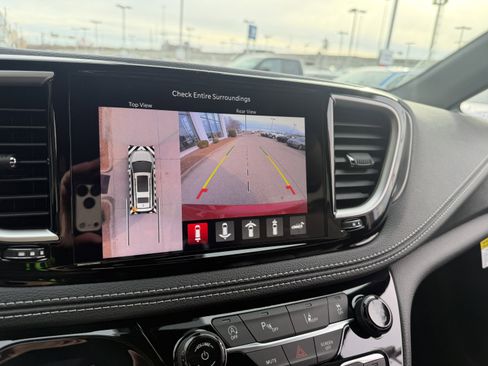 New 2026 Chrysler Pacifica Select image 44