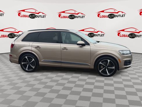 Used 2019 Audi Q7 3.0T Prestige AWD/4WD image 9