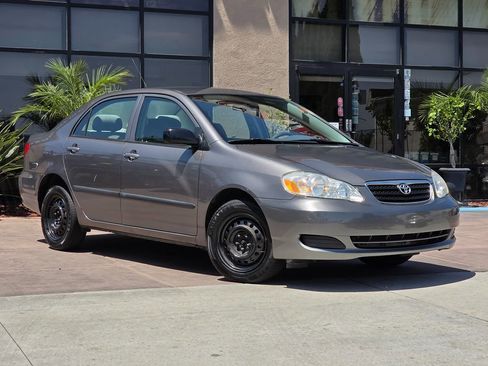 Used 2006 Toyota Corolla CE image 3