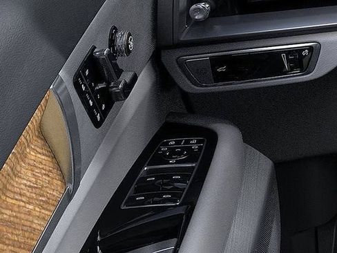 New 2026 Cadillac Vistiq Sport w/ LPO, Floor Liner Package image 28