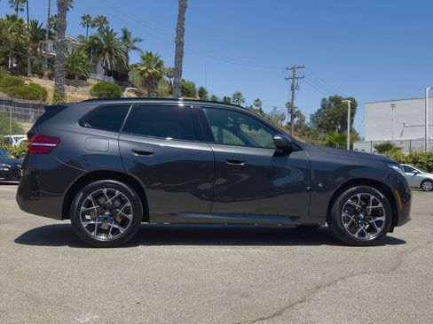 New 2026 BMW X3 xDrive30i w/ Premium Package AWD/4WD image 3