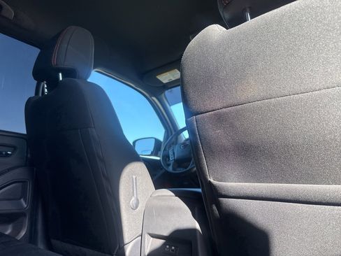 Used 2024 Nissan Frontier Pro-X w/ Tow Package image 31