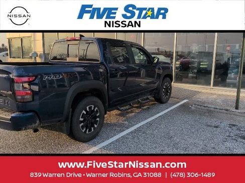 Used 2022 Nissan Frontier PRO-4X w/ Technology Package AWD/4WD image 13