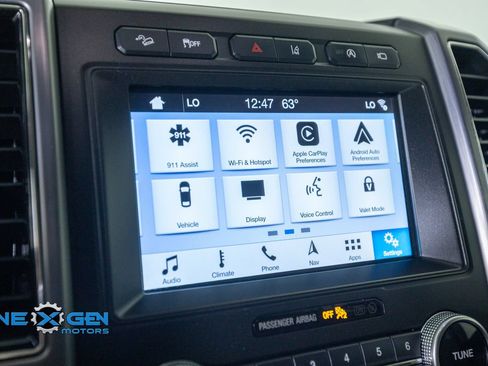 Used 2018 Ford Expedition Platinum AWD/4WD image 22