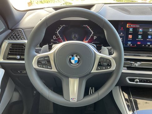 New 2026 BMW X5 sDrive40i w/ M Sport Package image 13
