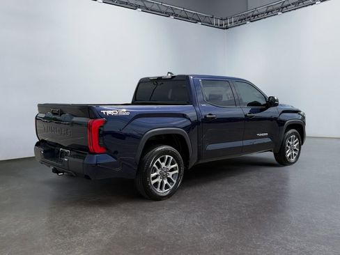 Used 2022 Toyota Tundra SR5 w/ Convenience Package RWD image 3