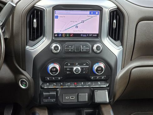 Used 2021 GMC Sierra 1500 SLT w/ SLT Premium Plus Package AWD/4WD image 20