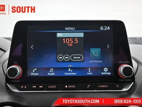 Used 2024 Nissan Sentra SV FWD image 13