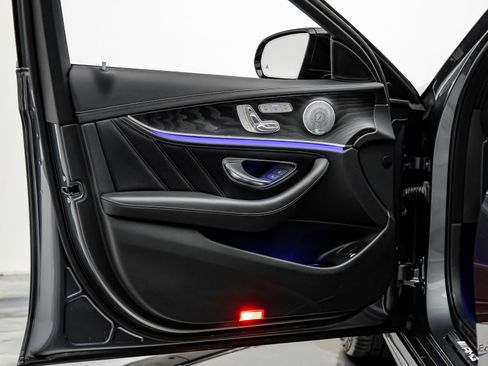 Used 2018 Mercedes-Benz E 63 AMG S image 90