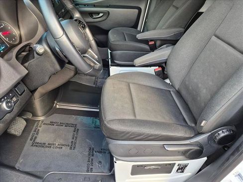 Used 2022 Mercedes-Benz Sprinter 2500 image 15