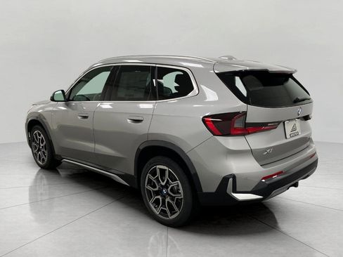 New 2026 BMW X1 xDrive28i w/ Technology Package AWD/4WD image 8