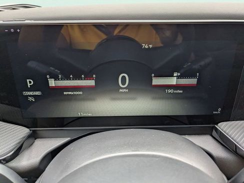 New 2026 Nissan Kicks SR w/ Cold Weather Package FWD image 14
