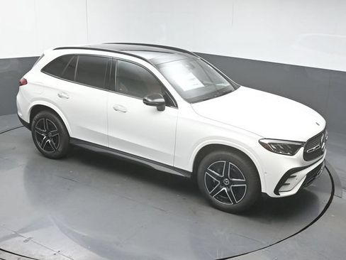 Used 2026 Mercedes-Benz GLC 300 image 42