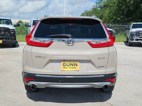 Used 2017 Honda CR-V Touring image 4