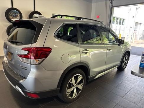 Used 2020 Subaru Forester Touring AWD/4WD image 12