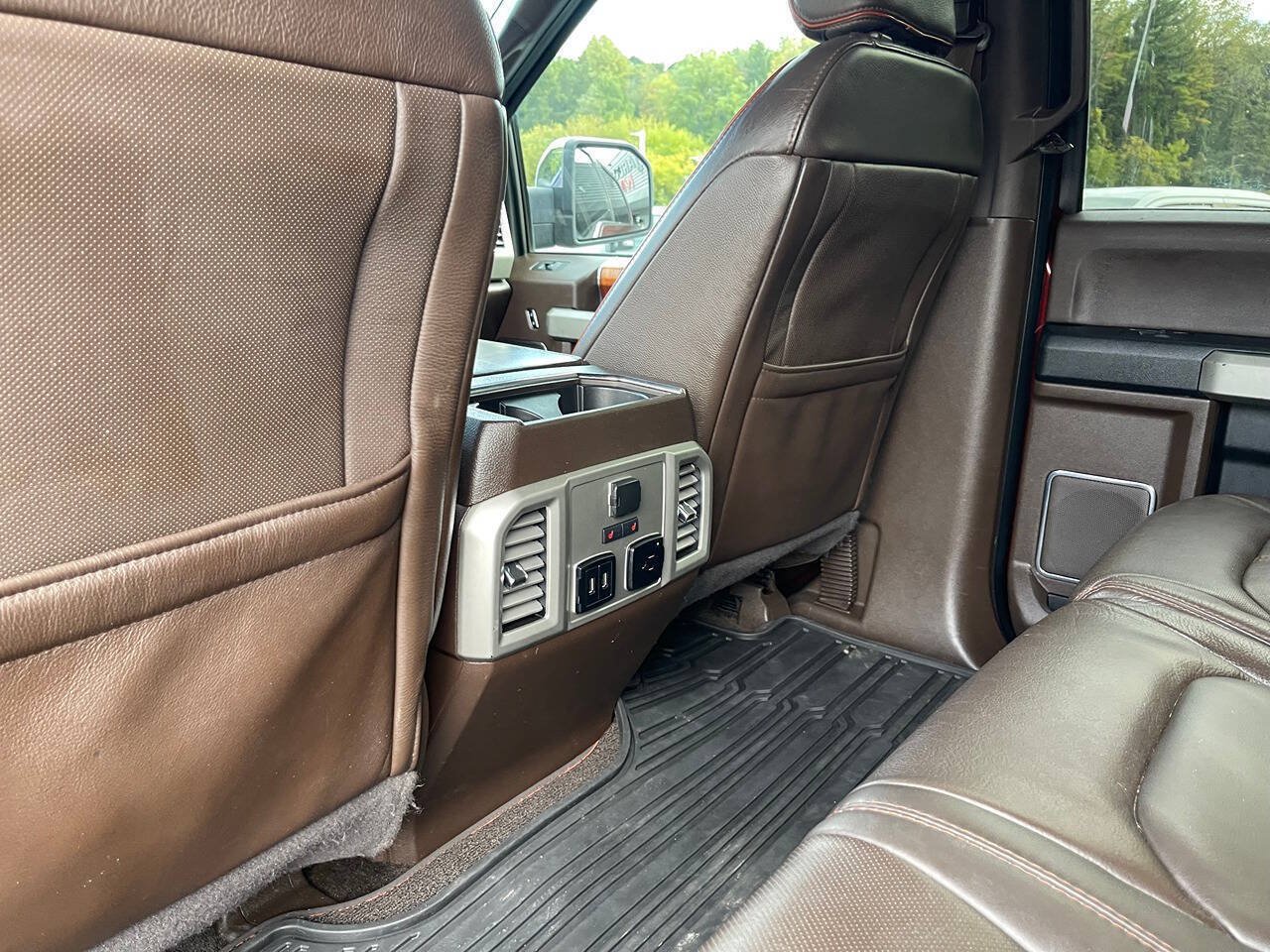 Used 2017 Ford F150 King Ranch w/ Equipment Group 601A Luxury AWD/4WD image 35