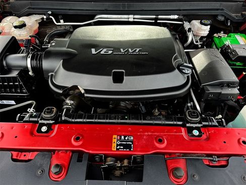 Used 2021 Chevrolet Colorado Z71 w/ Safety Package image 24