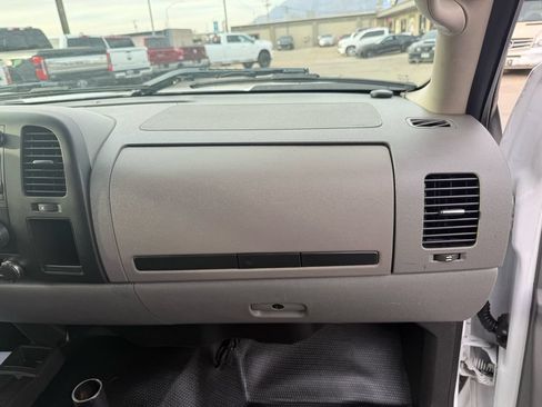 Used 2013 Chevrolet Silverado 1500 W/T AWD/4WD image 26