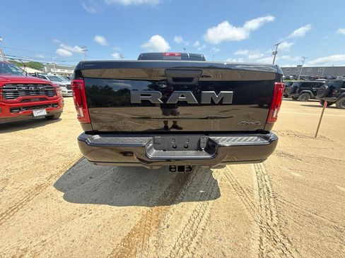 New 2026 RAM 2500 Big Horn AWD/4WD image 4