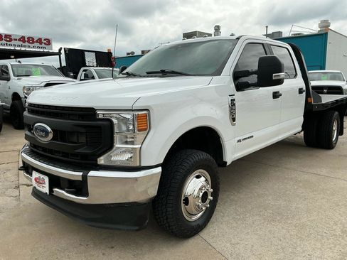 Used 2022 Ford F350 XL w/ Power Equipment Group AWD/4WD image 2