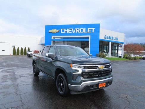 Used 2025 Chevrolet Silverado 1500 LT AWD/4WD image 40