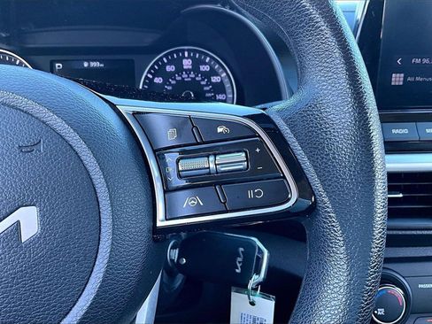 Certified 2023 Kia Forte LXS image 21