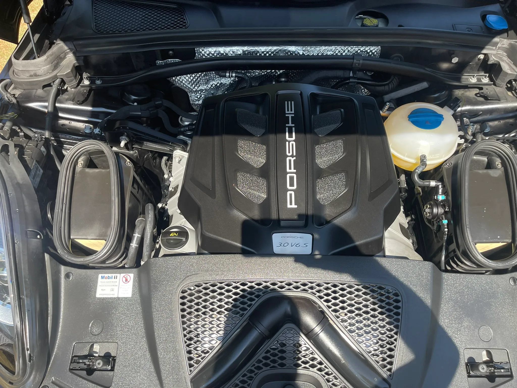 Used 2018 Porsche Macan S AWD/4WD image 20