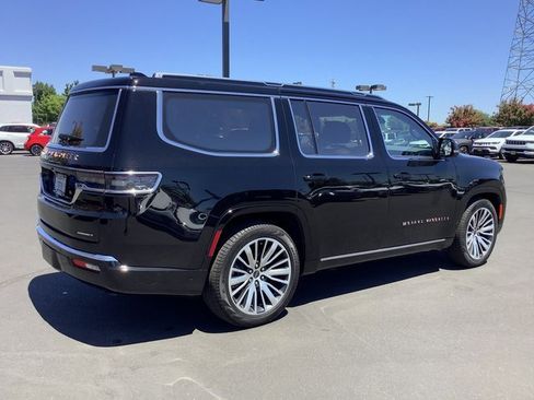 Used 2024 Jeep Grand Wagoneer Series III w/ Flexible Seating Group image 36