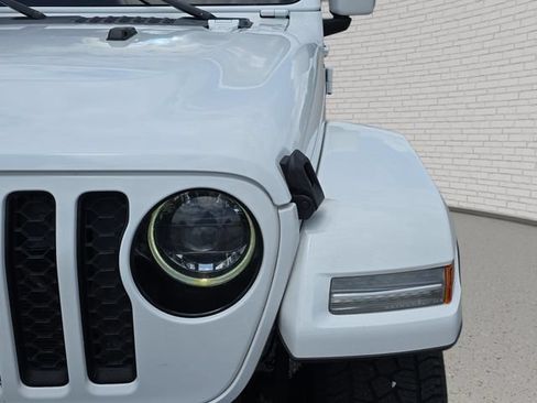 Used 2023 Jeep Gladiator Overland AWD/4WD image 30