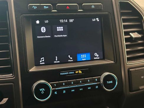 Used 2019 Ford Expedition XLT w/ Equipment Group 201A AWD/4WD image 13