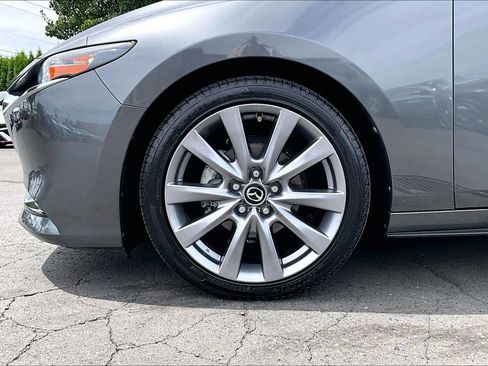 Used 2019 MAZDA MAZDA3 Sedan FWD image 12