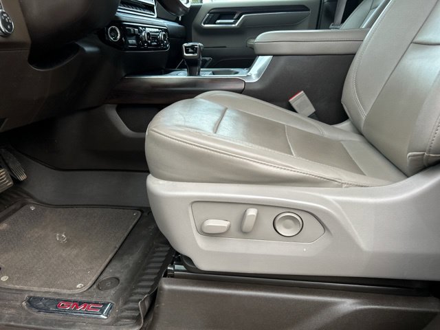 Used 2023 GMC Sierra 1500 SLT w/ SLT Premium Plus Package AWD/4WD image 28