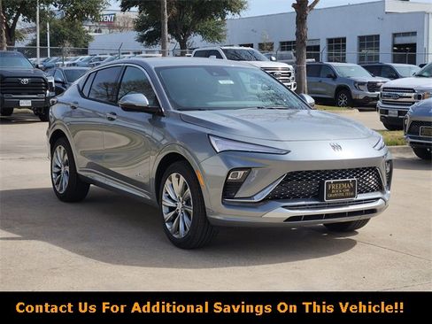 New 2026 Buick Envista Avenir image 2