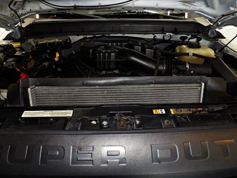 Used 2014 Ford F250 XL w/ Power Equipment Group RWD image 20