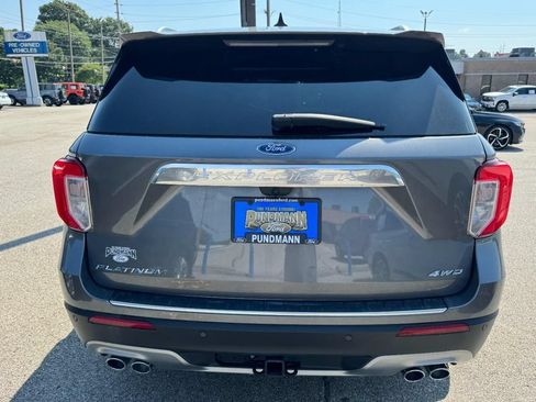 Used 2021 Ford Explorer Platinum w/ Equipment Group 601A AWD/4WD image 4