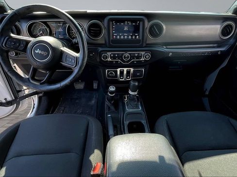 Used 2022 Jeep Wrangler Sport AWD/4WD image 7