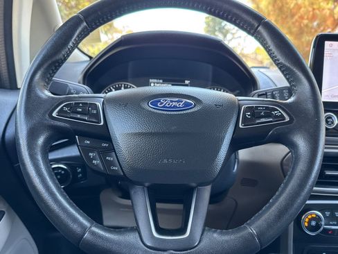 Used 2020 Ford EcoSport SE w/ SE Convenience Package image 23